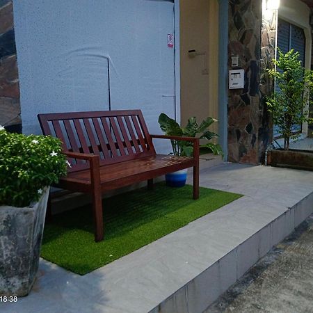 In Box Hostel ลิปะน้อย ภายนอก รูปภาพ